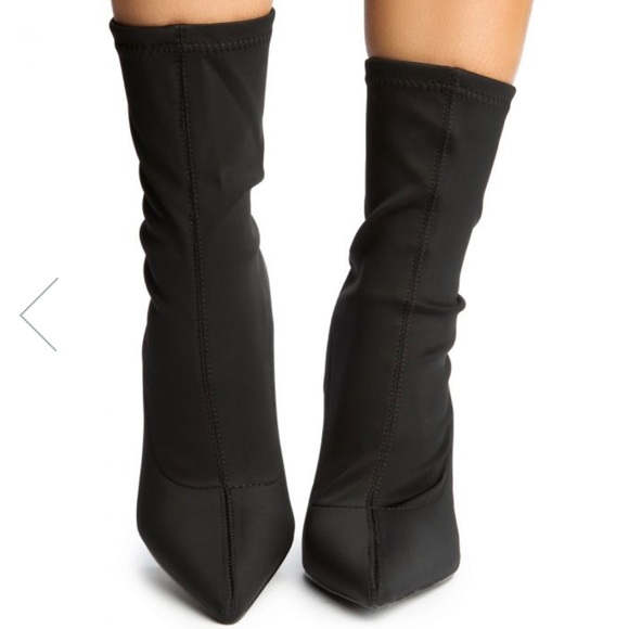 LILIANAS SHOES Size 8 Resha-2 Clear Heel Bootie - Picture 4 of 9